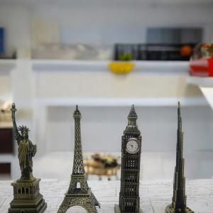 Stunning World Monument Miniature Models - Eiffel Tower, Big Ben, Burj Khalifa, Statue of Liberty